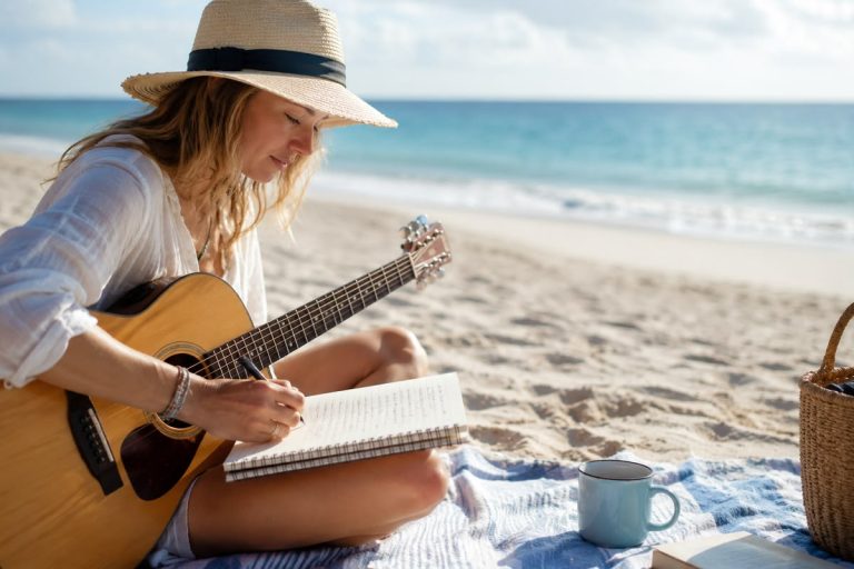 Why Some Lyrics Sing and Others Don’t: A Practical Guide to Writing Words That Fit Music Writing Lyrics